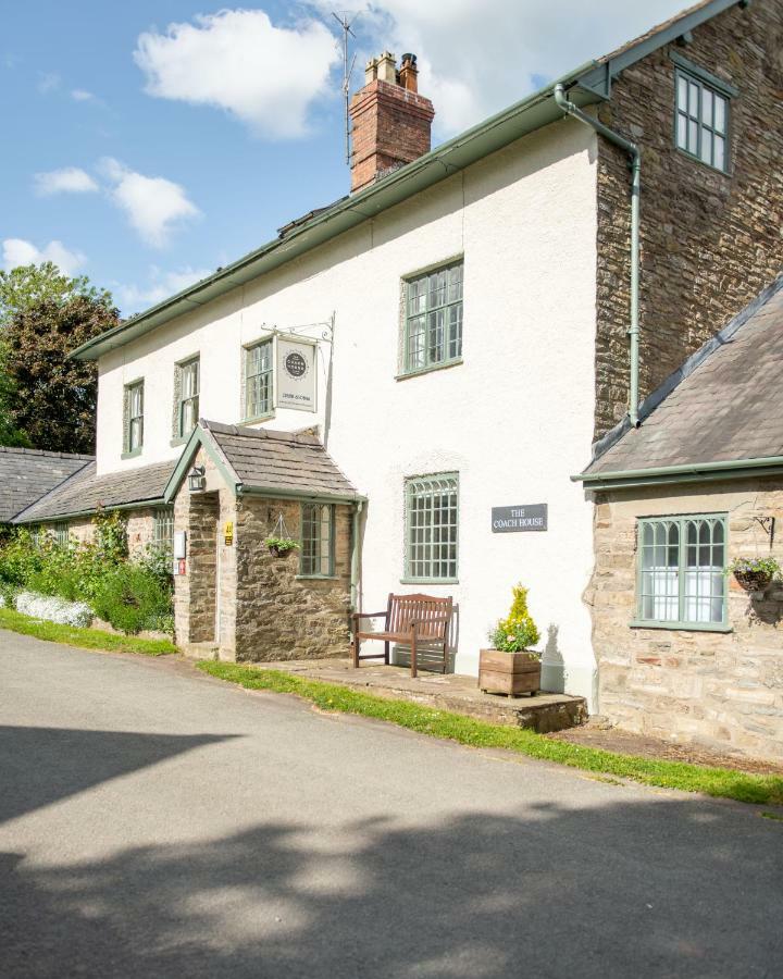 The Coach House Hotel Bishop's Castle Esterno foto